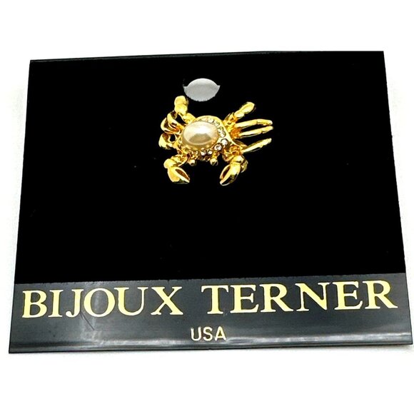 Whimsy Crab Lapel Pin Vintage Rhinestones Faux Pearl Belly Gold Tone Summer Fest - Picture 2 of 6
